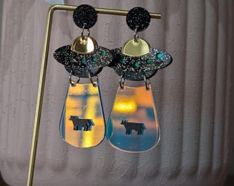 UFO Kuh Entführung Ohrringe - Holographischer Alien Schmuck