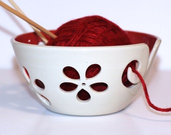 Red flower Yarn Bowl / Yarn Bowl / Knitting Bowl / Crochet Bowl / Red Yarn Bowl / White Yarn Bowl / 6 inch Yarn Bowl / Made to Order