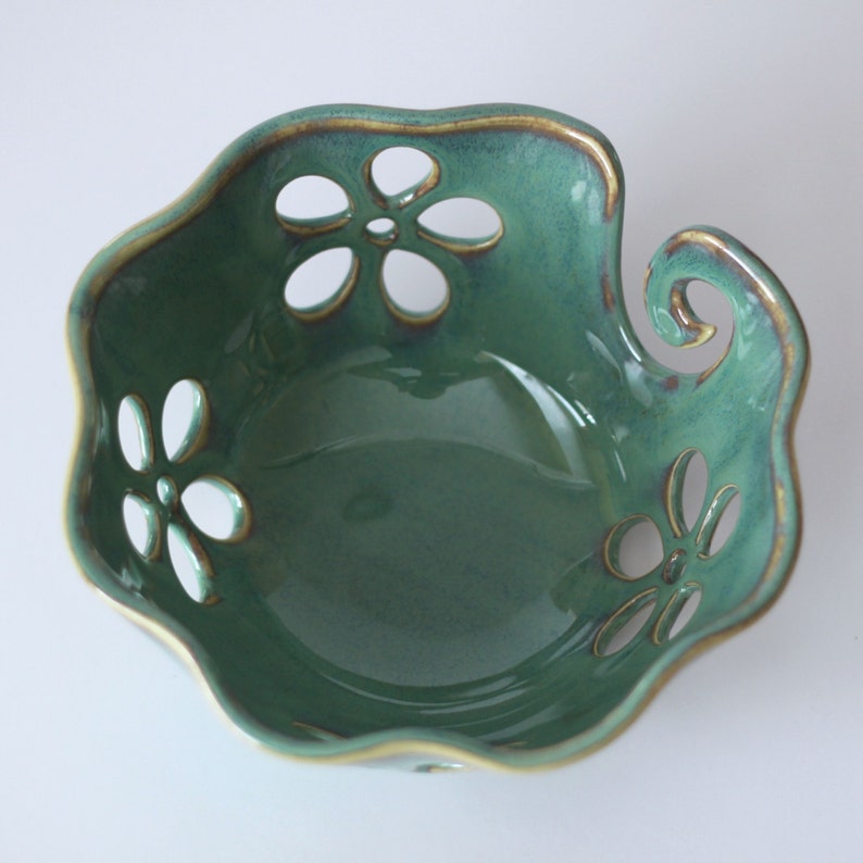 Ruffled Flower Ceramic Yarn Bowl, Yarn Bowl, Knitting Bowl, Crochet Bowl , Sea Foam Green Blue Yarn Bowl, Made to Order image 4