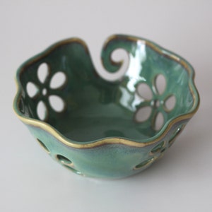 Ruffled Flower Ceramic Yarn Bowl, Yarn Bowl, Knitting Bowl, Crochet Bowl , Sea Foam Green Blue Yarn Bowl, Made to Order image 2