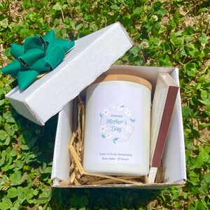 Scented soy wax vegan candle with your own text Happy Mother's Day Gift for mum grandma mama nanny nana gran granny First Mother's Day / 1st