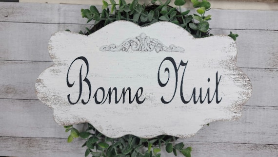 Charmante armoire de campagne rustique en détresse En vente sur