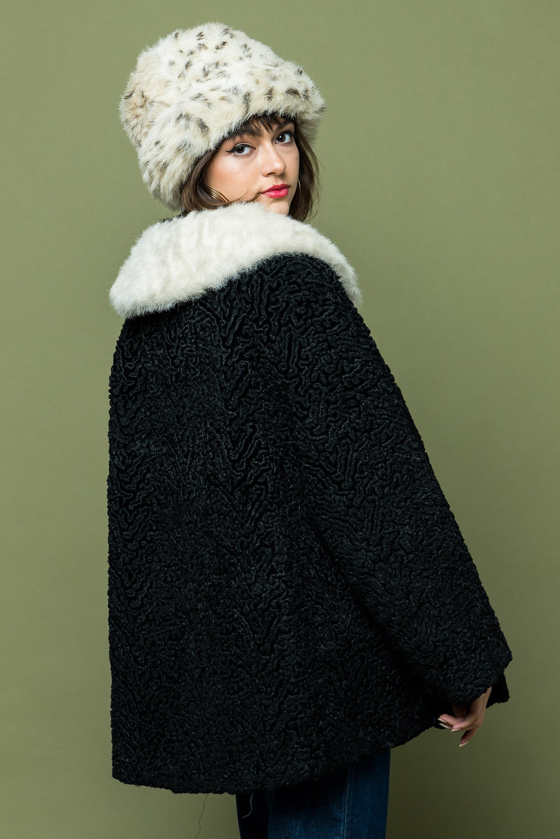 Lambs Wool Coat With White Fur Trim Medium Large 1960s Coat Etsy