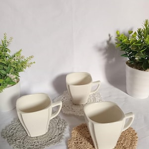 Custom set 10 crochet  coasters , round table mats , choose  your colors , handmade in beige white grey and more