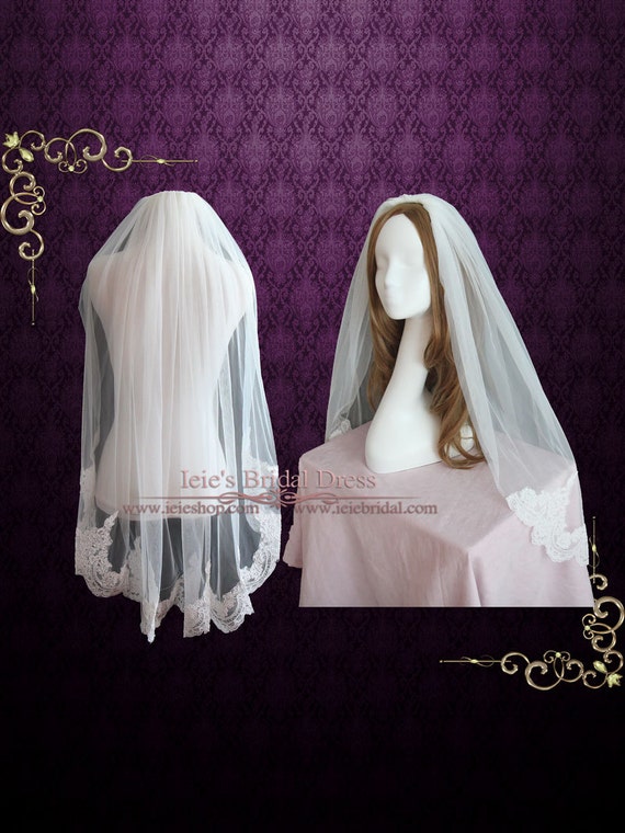 FRENCH LACE VEIL ALENCON LACE VEIL IN FINGERTIP IVORY GATHERED TOP ON A COMB 