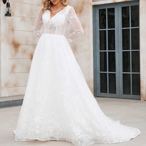 Boho Lace A-line Wedding Dress with V Neckline X1004