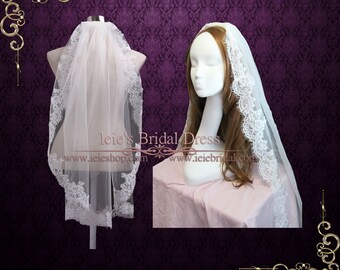 Fingertip Lace Wedding Veil, Single layer lace Veil, Short Veil | VG1047