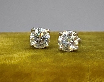 Estate 14k White Gold Diamond Stud Earrings Boxed with IGI Appraisal / 1/2 Carat Total Weight / Near Colorless (H-I)