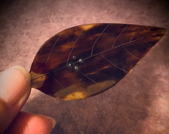 Large Antique Forest Leaf Cloak Pin