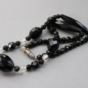 Art Deco French Jet Gatsby Necklace / Antique Glass Beaded Necklace image 4