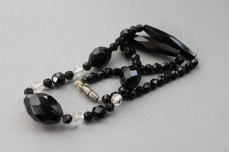 Art Deco French Jet Gatsby Necklace / Antique Glass Beaded Necklace image 4