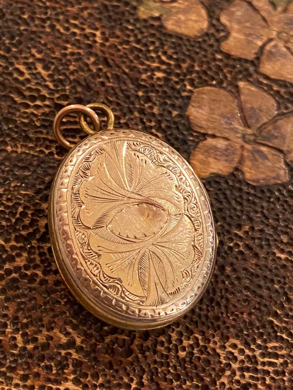 Victorian Enamel Mourning Locket / In Memory Of /… - image 4