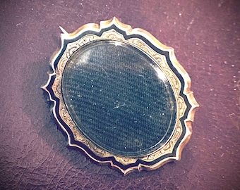 Georgian Victorian Mourning Memorial Brooch with Woven Hair Under Glass