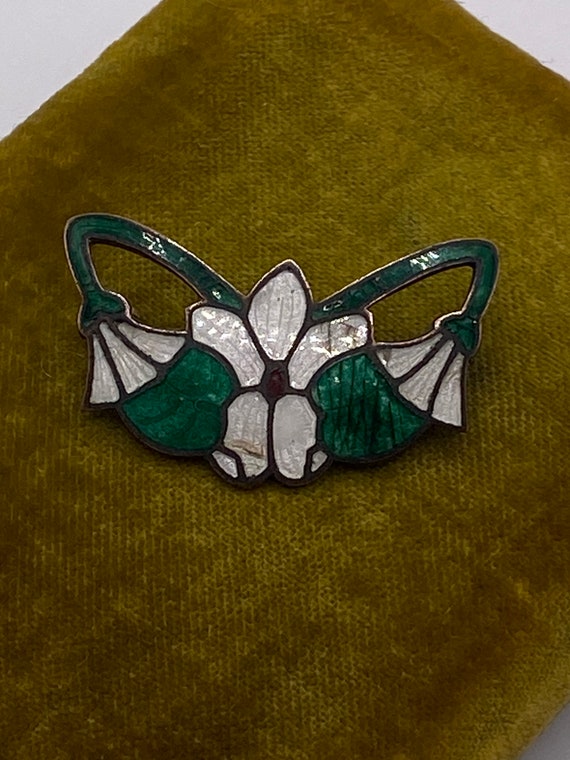 Art Nouveau Enamel White Lily Brooch - image 1