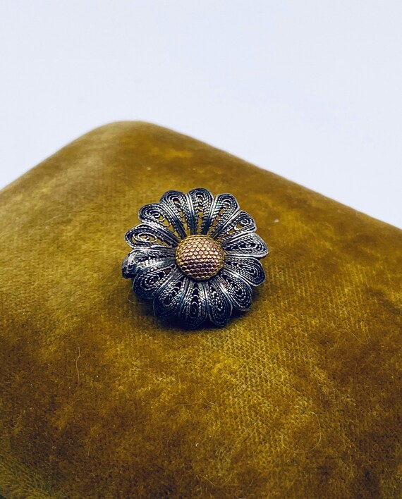 Victorian Filigree Flower Lace Pin / Antique Spun Sil… - Gem
