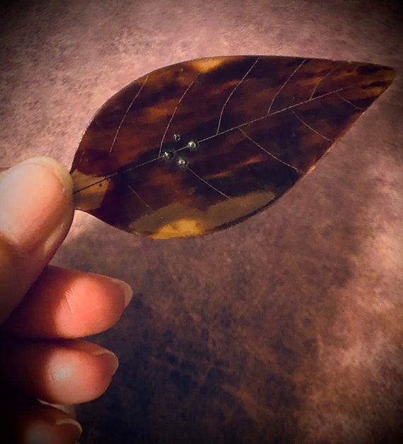 Large Antique Forest Leaf Cloak Pin - image 1