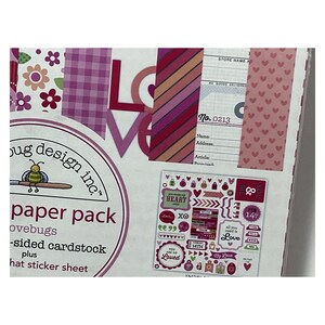 Doodlebug Lovebugs 12x12 Paper Pack, Retired Valentine Scrapbook Paper & Sticker Sheet, Cardmaking Craft Supply afbeelding 2