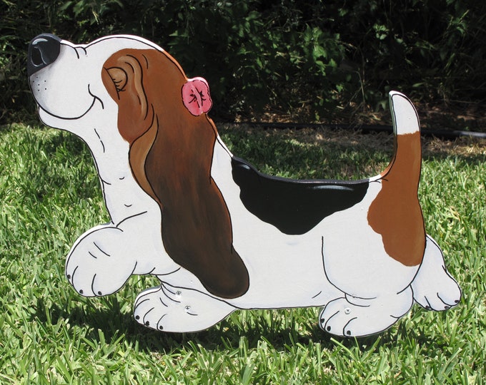 Made to Order Hand Painted Basset Hound Holiday/christmas Yard Art