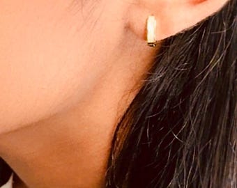 Micro Mother of Pearl Inlay Huggie Earrings Set • Dainty Earrings • Gold Hoops • Gift for Her • Bridesmaids Gift • Jewelry Gifts