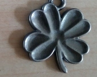 Charm pendentif pour bijoux - Trèfle à quatre feuilles