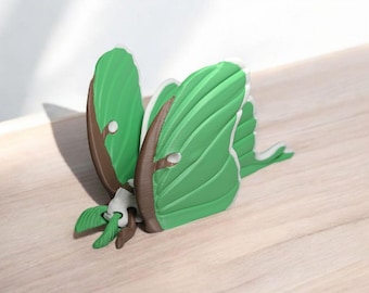 Articulated Luna Moth - 3D Printed Desk Decor – Large Wingspan - Nature-Inspired Decor & Fidget Toy
