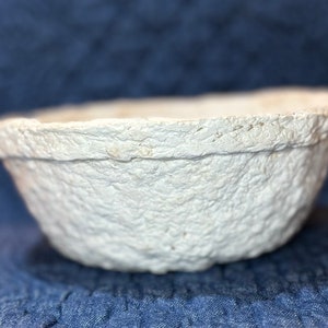 Paper Mache Bowl with Rim;  paper mache; papier mache bowl; folk art decor; primitive decor; primitive bowl; papier-mâché