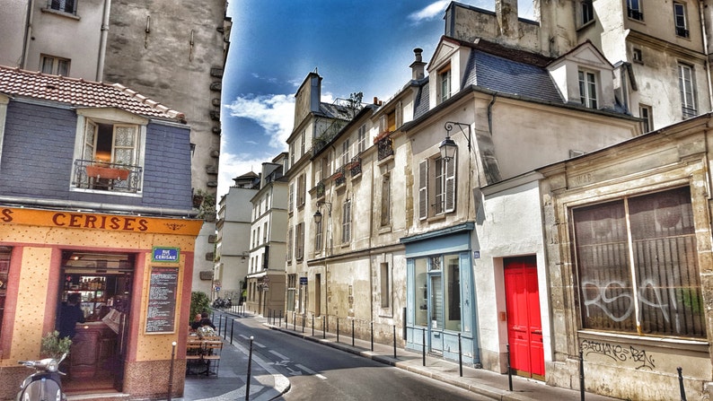 Paris 16 x 20 Fine Art Canvas Print Wall Art Home Decor Le Marais France