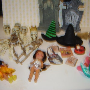 Halloween decor for 6-12 inch dolls