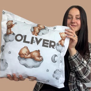 WOW Gift for Boys – Personalized Pillowcase with Name – Cute Teddy Bear Cloud Design – Custom Toddler Bedding – Gift from Mom or Grandma