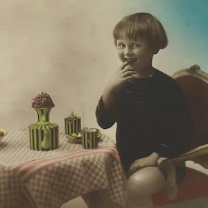 Carte postale vintage vieillie - Défectueuse, décolorée et pleine de charme - Ancienne pièce éphémère européenne