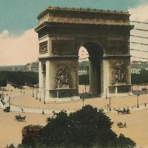 Antique French Postcard – Arc de Triomphe Paris with Vintage Carriages
