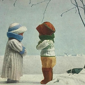 Cartolina d'epoca Tuck's Oilette – Bambole Käthe Kruse, Scena invernale, Arte delle bambole da collezione