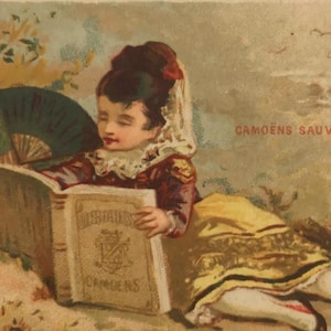 Antieke Franse ruilkaart - Lezende kinderen 'The Lusiads' van Camões