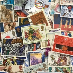 Vintage Christmas Stamps – Holiday Ephemera from UK & World – 1960s–2000s Mixed Lot (50) image 3