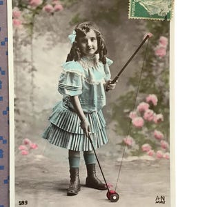 Girl with Diabolo Postcard: Early French Hand-Tinted Print (c.1900)
