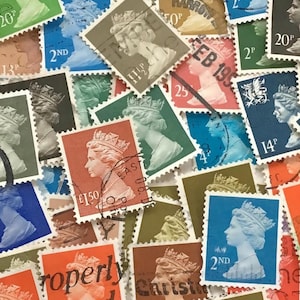 Vintage British Machin Stamps – Queen Elizabeth II Definitives – Mixed Colors – Packs of 25 or 50