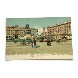 Carte postale ancienne - Milano Piazza del Duomo - Monument italien colorié à la main