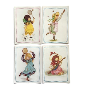 Set di 4 adesivi Miss Petticoat – Ragazze Panini anni '80 che suonano, ballano e inseguono farfalle