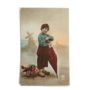 Carte postale vintage vieillie - Défectueuse, décolorée et pleine de charme - Ancienne pièce éphémère européenne