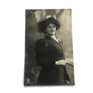 Antica cartolina francese – Ritratto dell'attrice Emmy Welken, inizio '900