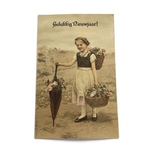 Postal antigua de Año Nuevo de 1914 – Chica con flores – "Gelukkig Nieuwjaar" – Tarjeta de felicitación vintage de Bélgica