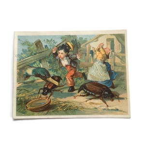 Antike französische Handelskarte – Riesenkäfer, entkommene Kinder & eine Ente – Humorvoller Fantasy-Druck [1800s]