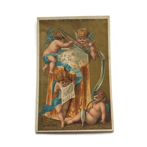 GERESERVEERD voor ADRIENNE 27 juni Antieke Franse Trade Card – Cherubijnen met bierpul – Paul Compère Bordeaux, ca.1900