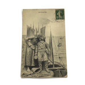 Postal francesa antigua – Le Portel Avant le Départ – Escultura de escena de pesca – Matasellos de 1920