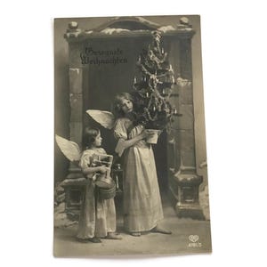Antique German Christmas Postcard: Angels with Tree - Gesegnete Weihnachten