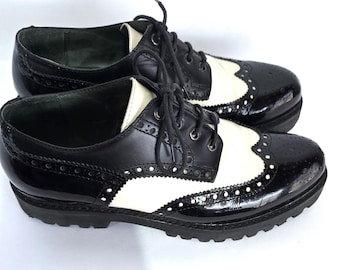 Chaussures richelieu italiennes en cuir verni à bout ailé pointure 38 EU/US 8.5/UK 6,5 chaussures richelieu plates noires et blanches à lacets,