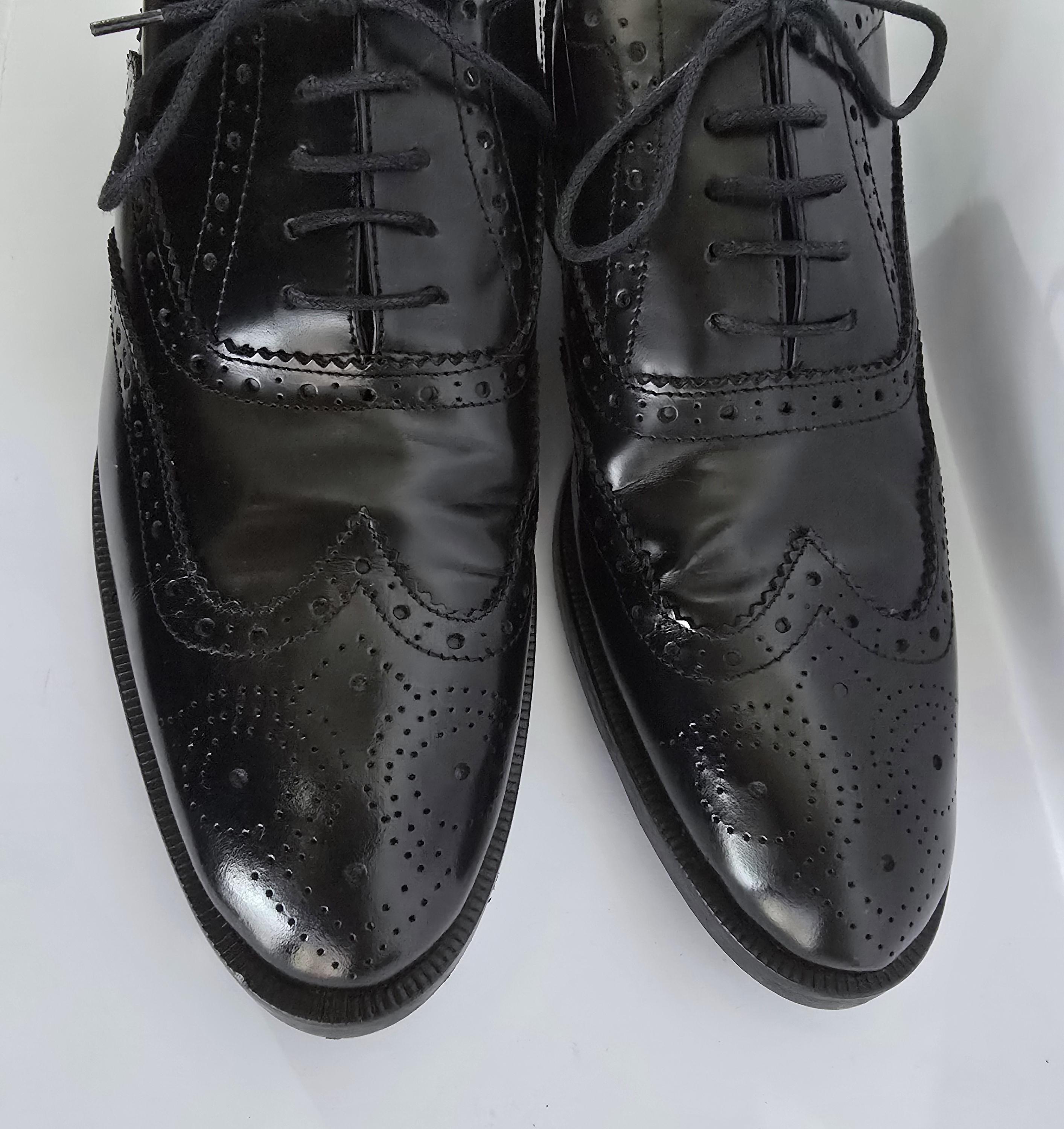 Vintage Italian Black Leather Wingtip Oxford Shoes 41 EU  display picture 1