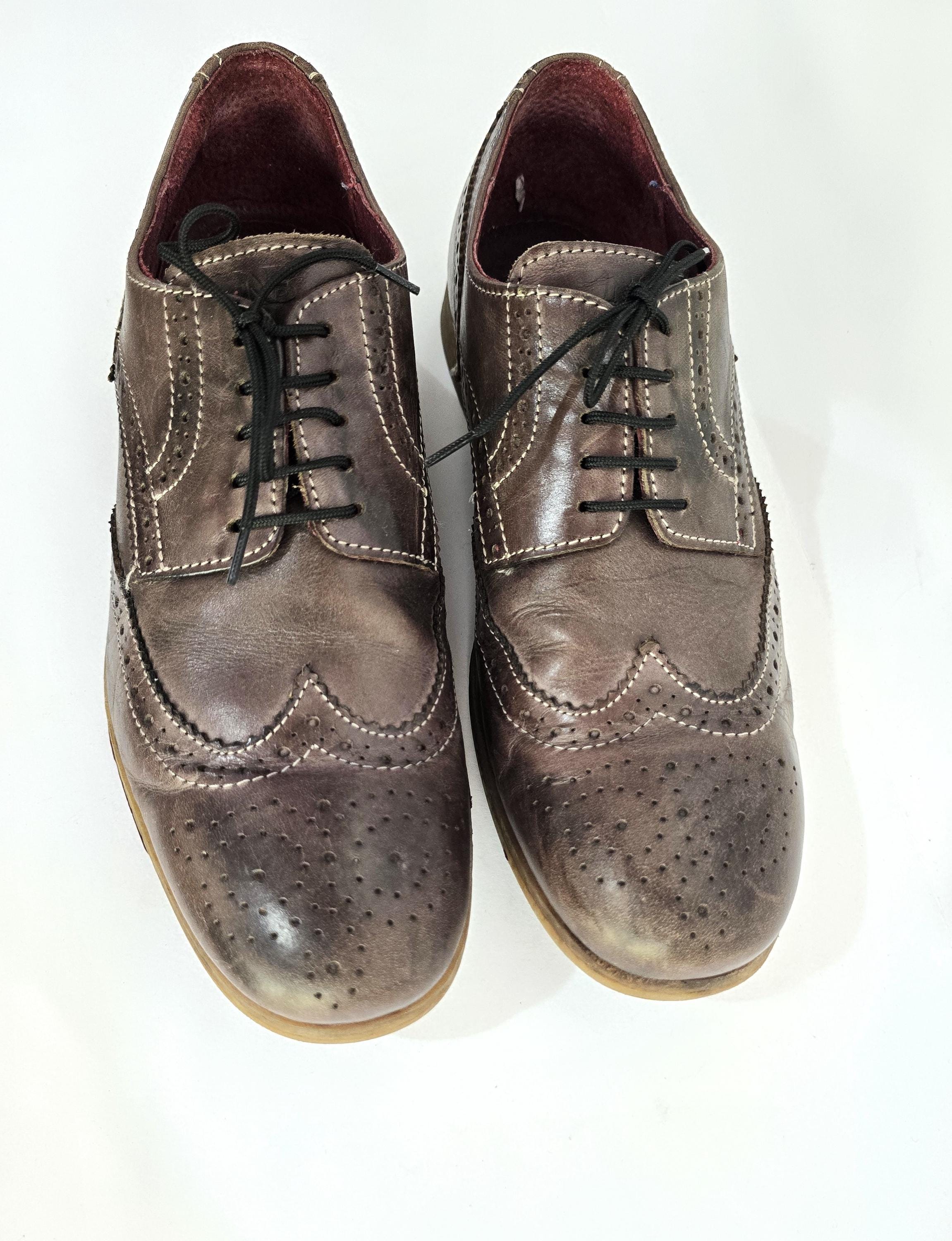 Vintage Gap Mens Brogue Oxford Wingtip Sz 9.5 Brown Suede Commando Sole Made USA Amazon.com | Lethato Wingtip Brogue Oxford - Navy Blue  main image 3