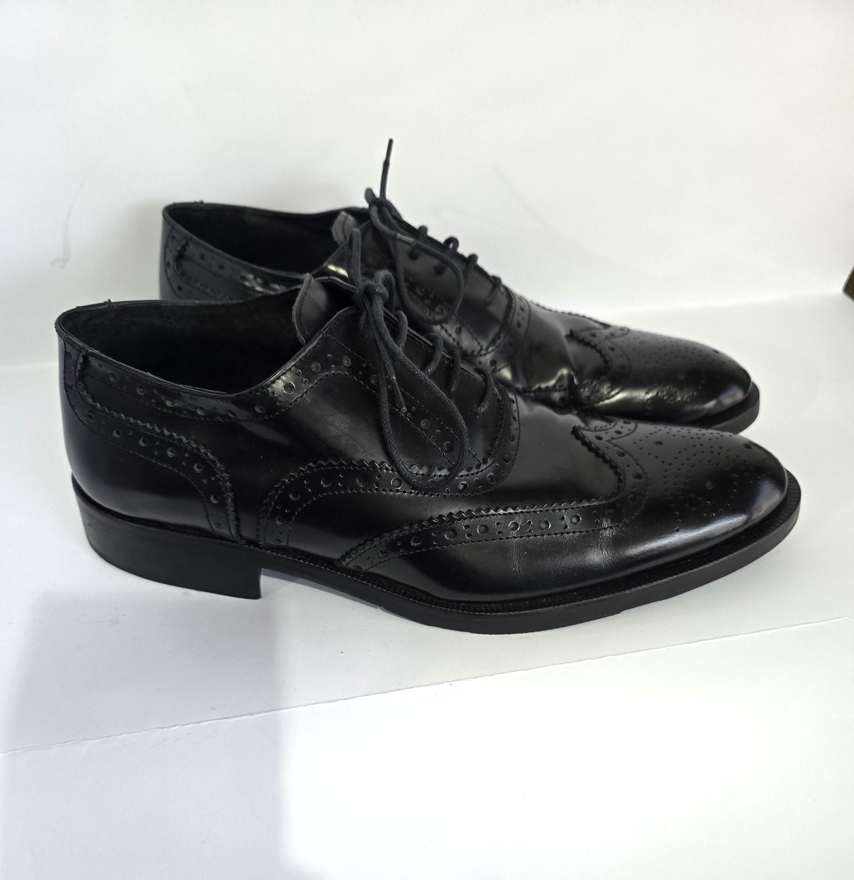 Vintage Black Pebbled Leather Wingtip Oxfords - Made in Italy - 1.5 Italian Leather Wingtip Oxford in Black main image 4