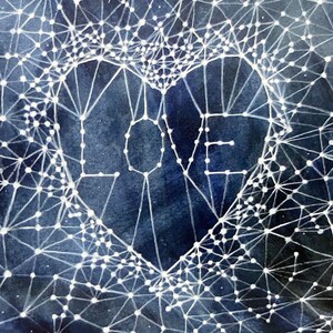 Peut inclure: Une peinture &agrave; l'aquarelle d'un c&oelig;ur blanc en forme de c&oelig;ur compos&eacute; de lignes et de points connect&eacute;s sur un fond bleu fonc&eacute;. Le mot "LOVE" est &eacute;crit en blanc &agrave; l'int&eacute;rieur du c&oelig;ur.